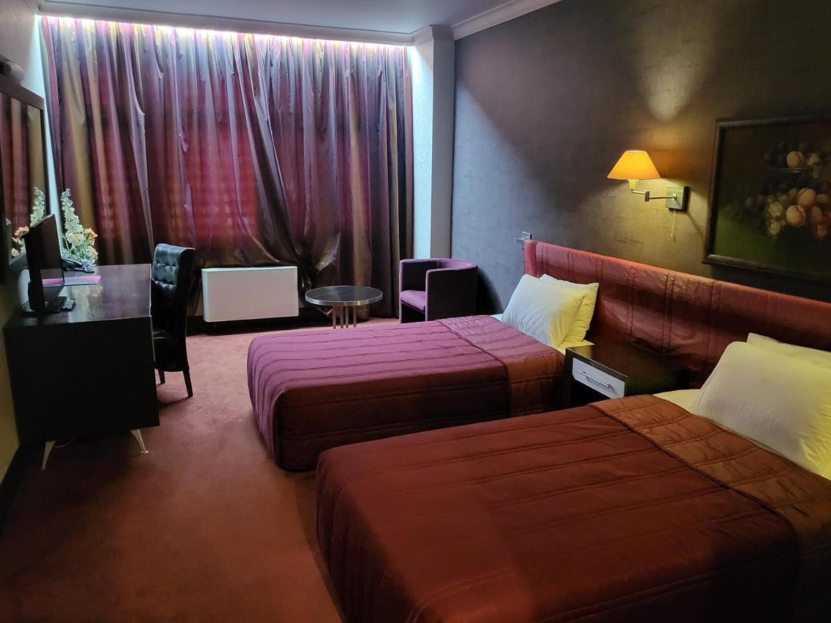 Park Hotel Green Europe Haskovo Exterior photo